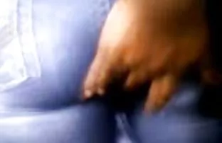 XXX बिस्तर में गर्म मर्दाना दो भावुक दोस्तों के साथ मज़ा है