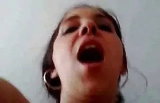 XXX दो सुंदरियों ने पोकर खो दिया और विजेता को त्रिगुट में भुगतान किया