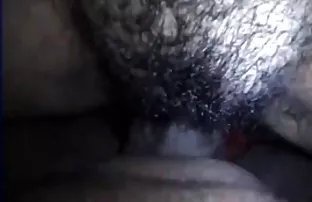 XXX डबल प्रवेश एक शानदार श्यामला शानदार संभोग सुख देता है