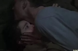 XXX प्यार लड़की किसी भी छेद में देता है