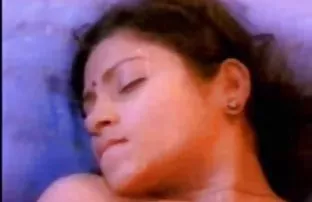 XXX पहले व्यक्ति के एक व्यक्ति के साथ प्रशिक्षण के बजाय लचीले लैटिना