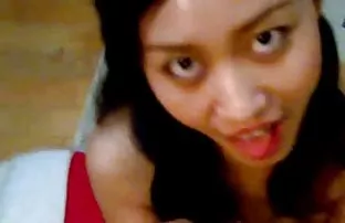 XXX सेक्सी स्लिंकी भावुक होकर अपने प्रेमी के बड़े डिक पर कूद गई