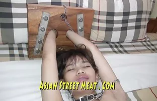 XXX पूरे गांव में एक आदमी होने पर सबको चोदना है