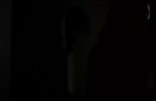 XXX एशियाई ने अपने हीरे के प्रेमी को हीरे के हार के लिए एक गहरा blowjob दिया