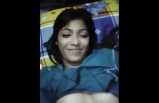 XXX एक सुंदर सुंदरता की पोर्न कास्टिंग