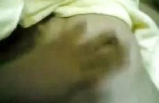 XXX फूहड़ गोरा अपने प्रेमी के साथ सो गया और गर्म सेक्स ने क्षमा अर्जित की है