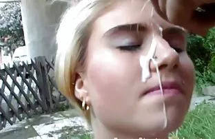 XXX एडम और ईव की भूमिका में युवा कामसूत्र की नींव सिखाते हैं