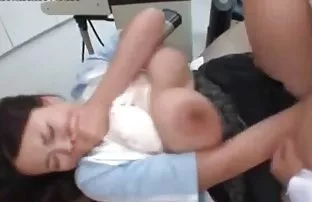 XXX लैटिना पैर किसी भी योनी से बहुत अच्छे हैं