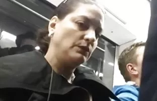 XXX आवास के लिए रूसी लड़की बिस्तर और गर्म सेक्स में नाश्ता करती है