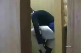 XXX पत्नी के घर में रहने के दौरान फर्जी रेडहेड रियाल्टार के साथ धोखाधड़ी करना