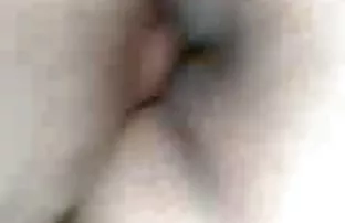 XXX स्कीनी लैटिना समुद्र तट पर एक अमीर सज्जन के साथ बिल्ली fucks
