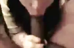 XXX यार आखिरी बार एक बार अपने अतृप्त पड़ोसी को चोदने के लिए तैयार हो गया।